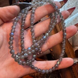 Handmade labradorite beaded necklace